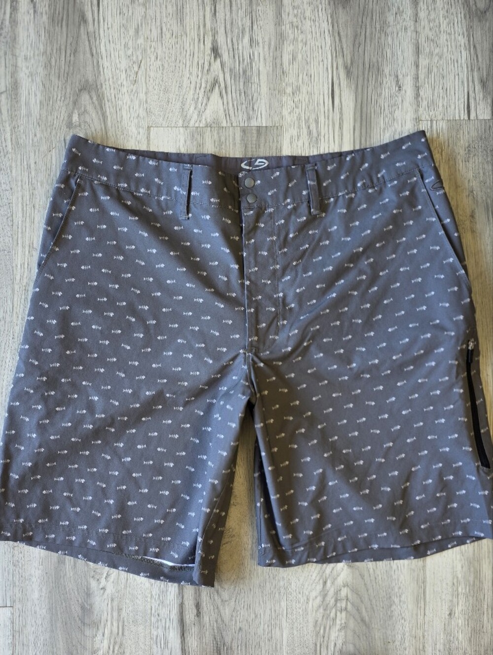 Champion Men’s Gray Fishbone Print Golf Shorts Size 40